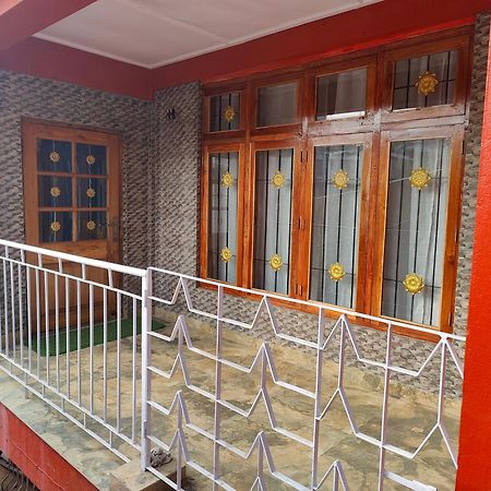 Meraki Homestay Шиллонг Екстер'єр фото